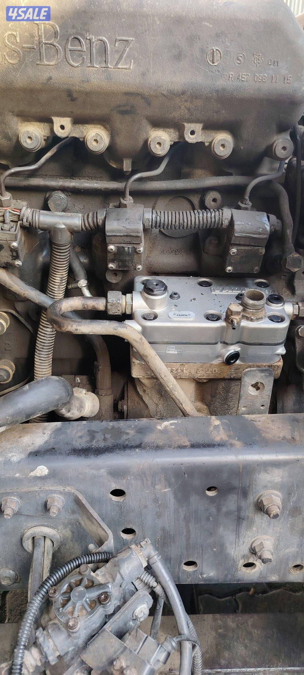 معلم ميكانيكي شاحنات مرسيدس ديزل +فاحص شراء شاحنات عبدالله العسكر أبوف4