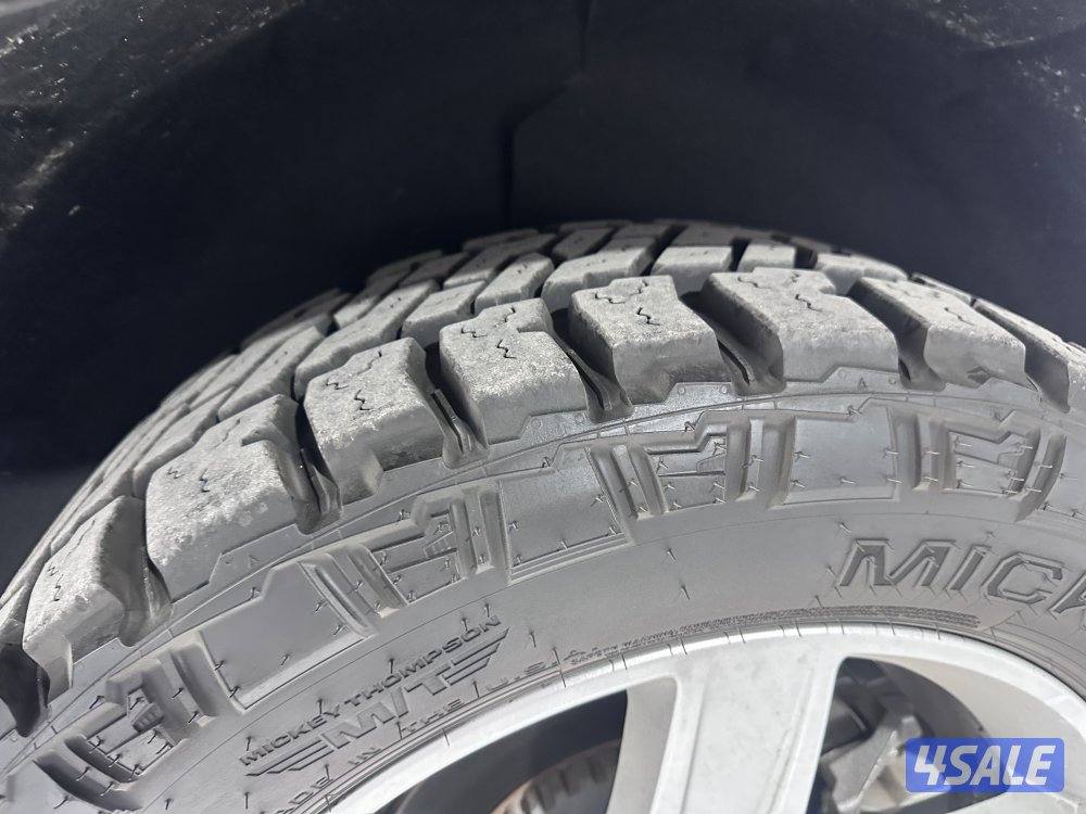 ٤ تواير ميكي تومسون حجم ٢٠0