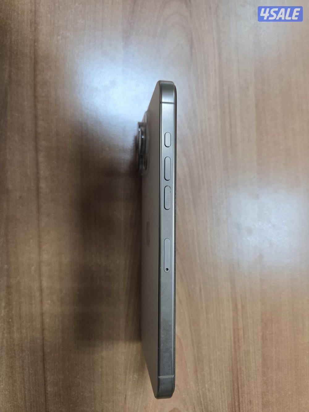 ايفون 16 برو ماكس للبيع نظيف جدا بطارية 99٪2