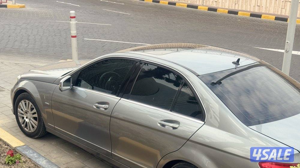 مرسيدس C250 وكالة شرط الفحص2
