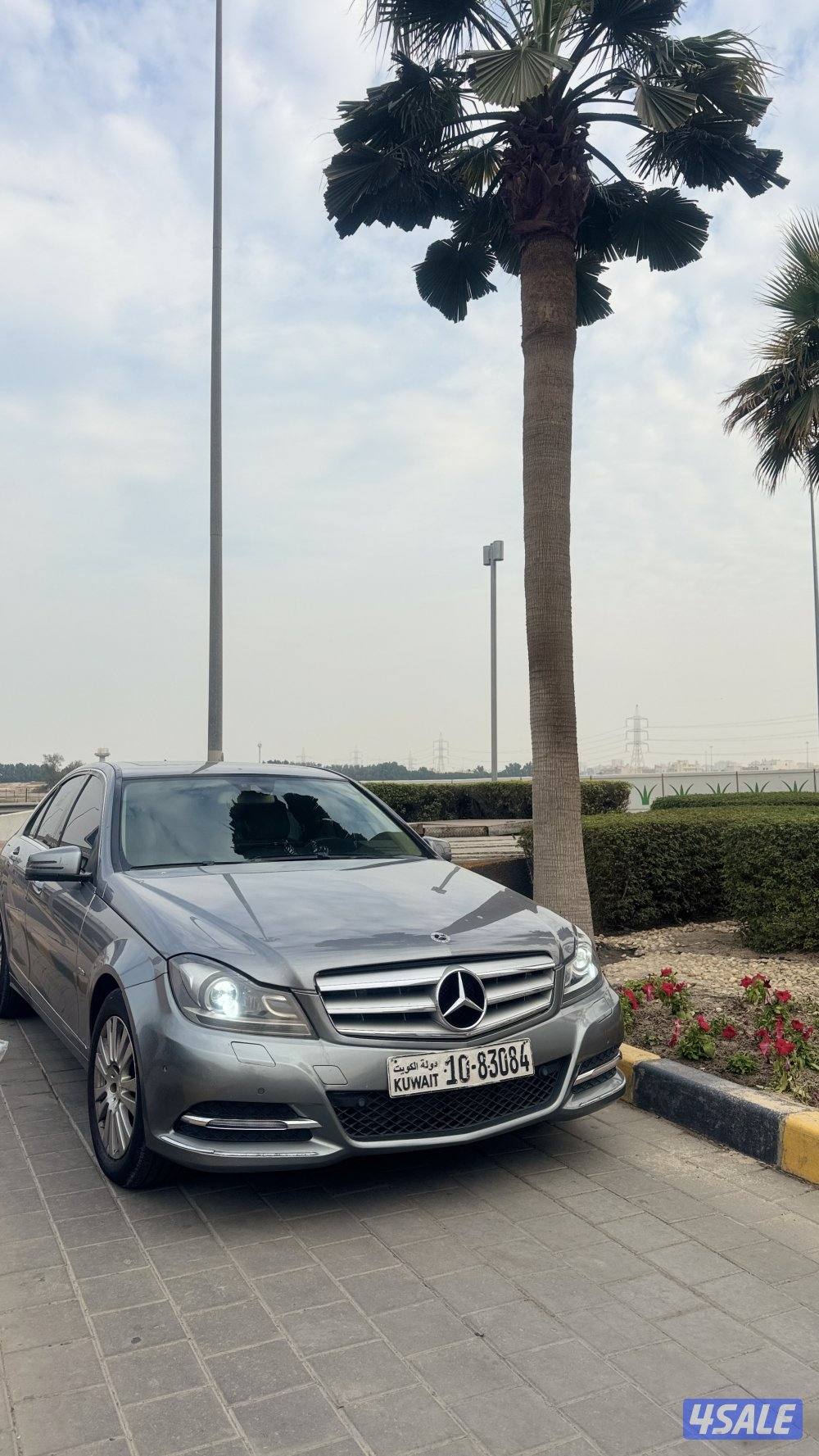 مرسيدس C250 وكالة شرط الفحص4