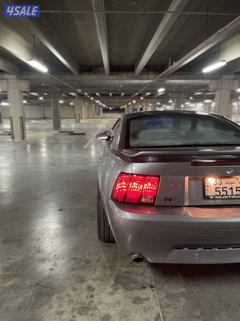 للبيع موستنق ٢٠٠١3