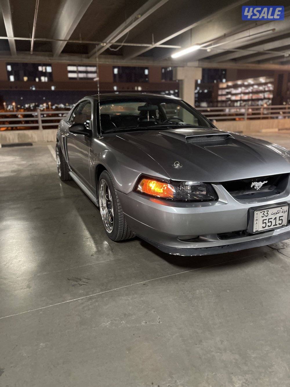 للبيع موستنق ٢٠٠١0