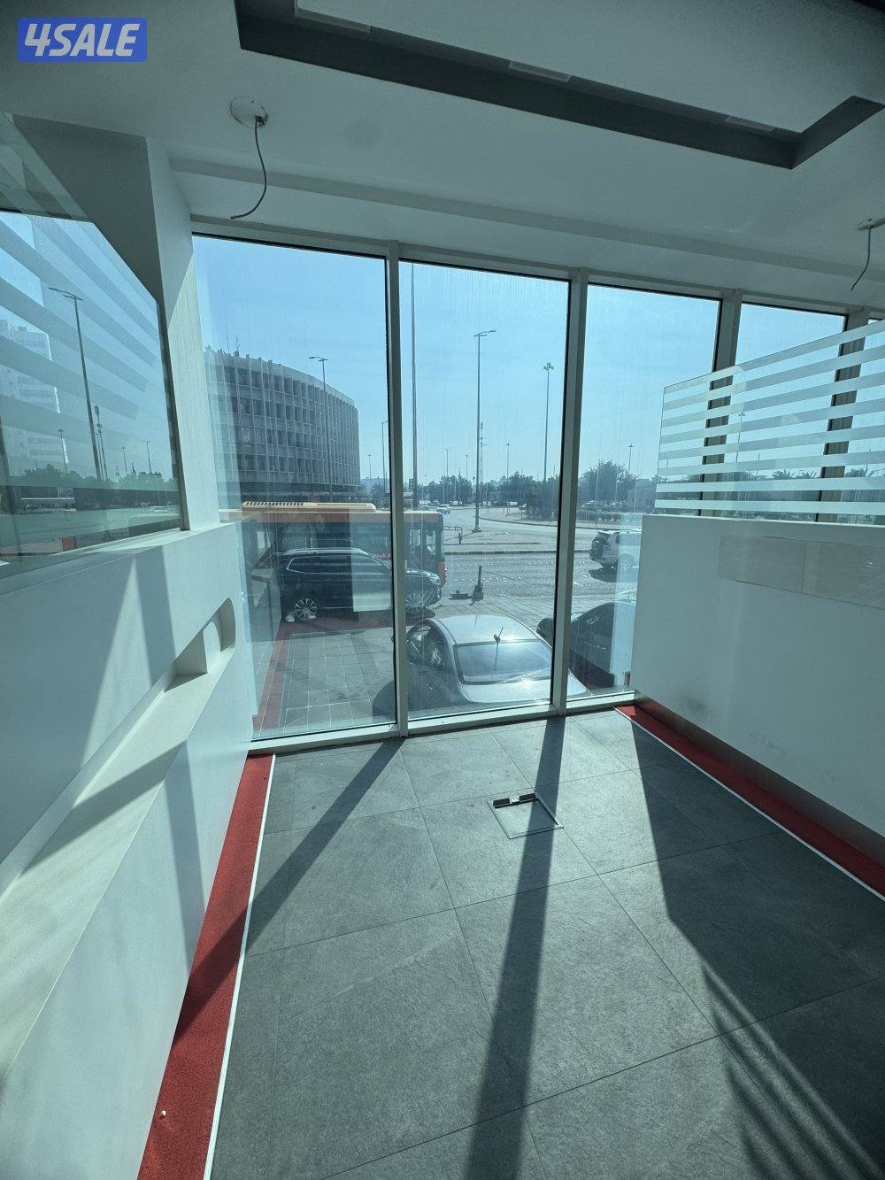 مكاتب وادوار للايجار اسعار ومساحات مناسبه9