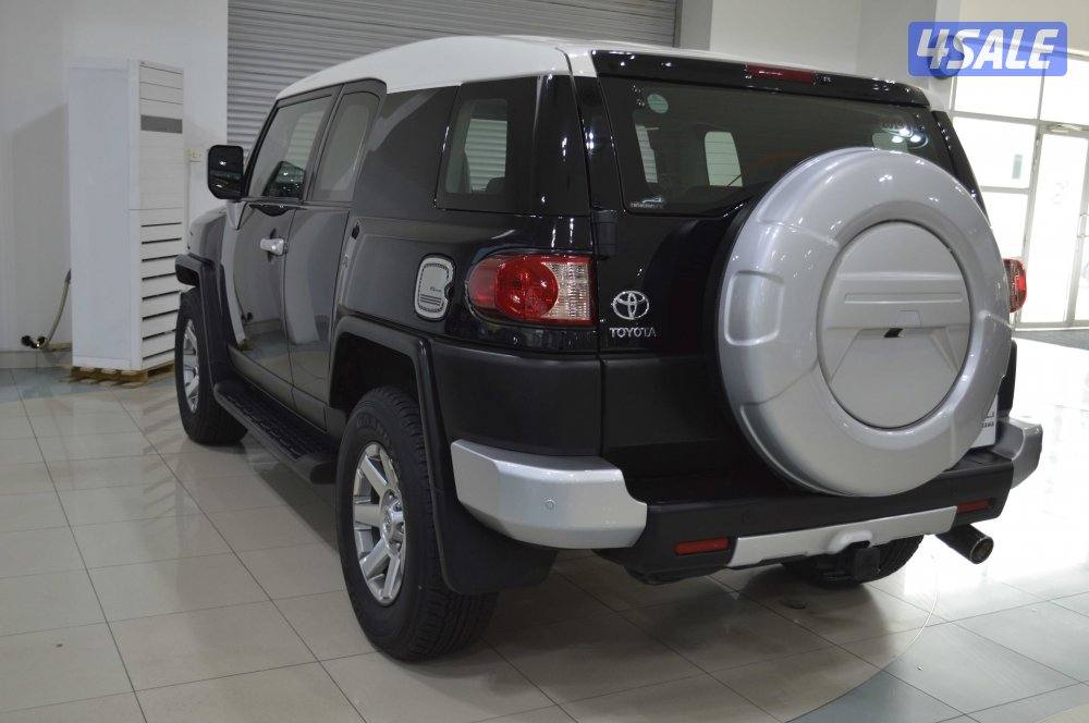 Toyota FJ Cruiser 2019 – 2-Door 40L V6 Excellent Condition6