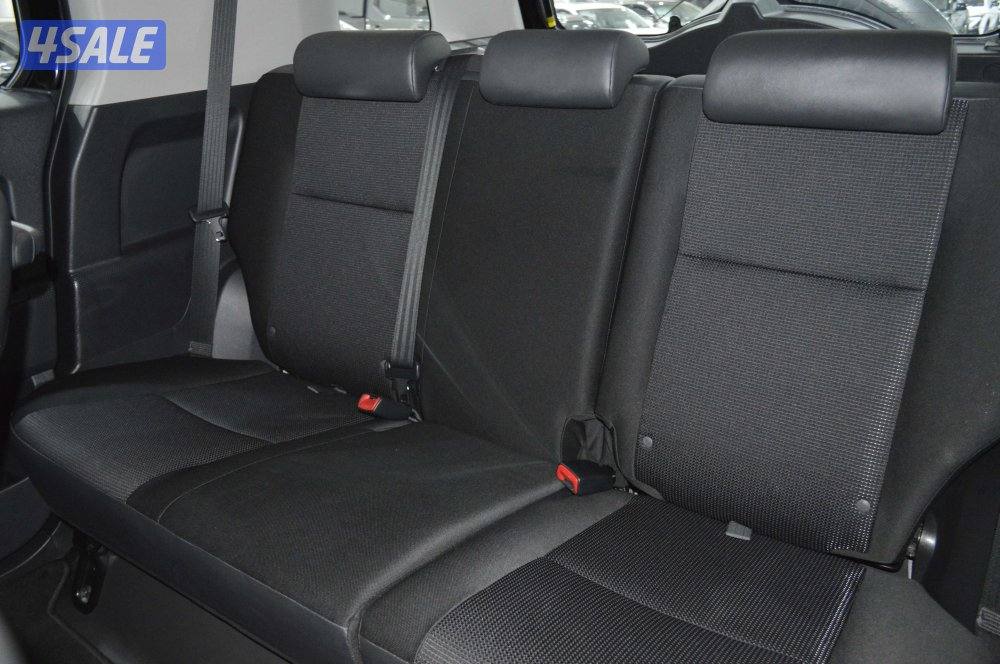 Toyota FJ Cruiser 2019 – 2-Door 40L V6 Excellent Condition11