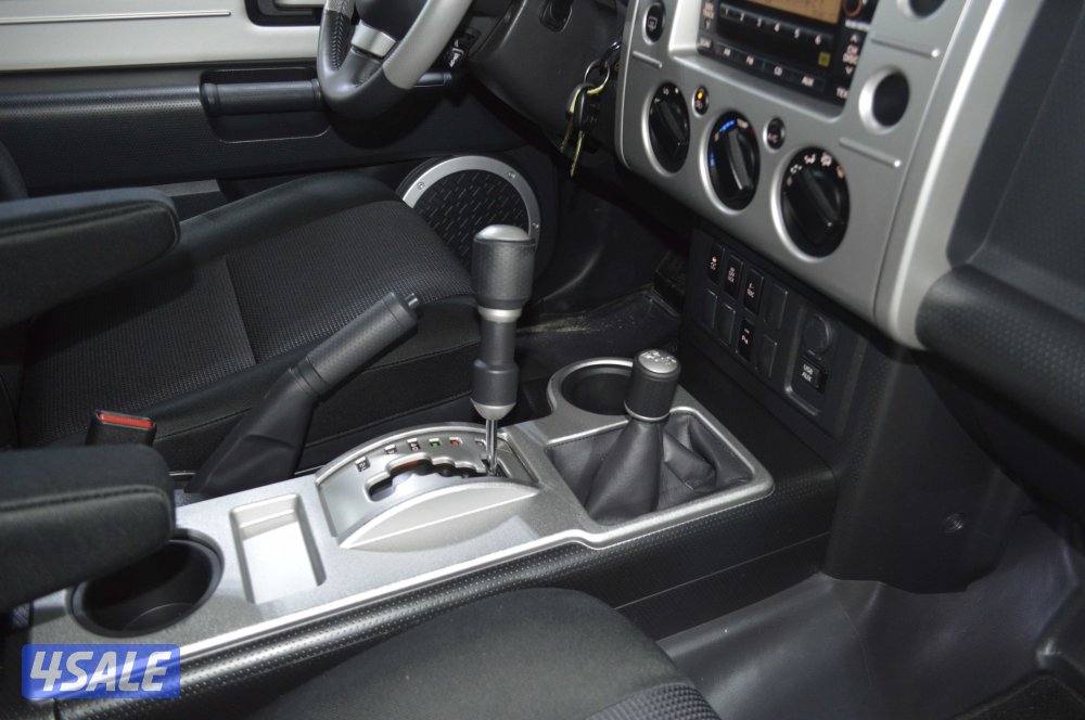 Toyota FJ Cruiser 2019 – 2-Door 40L V6 Excellent Condition12