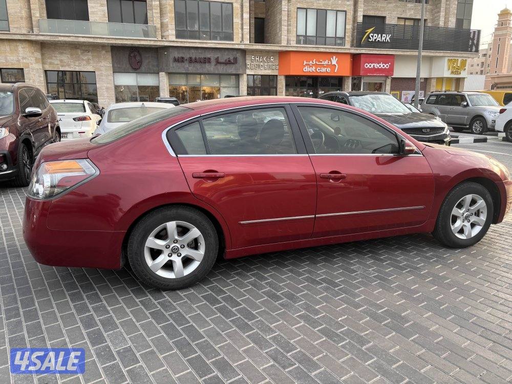 للبيع نيسان التيما موديل 2009 بحاله ممتازه استعمال نظيف3