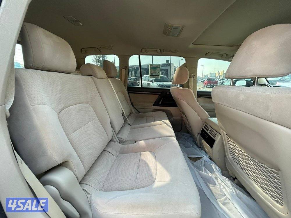 لاند كروزر GX.R -V8 موديل 2019 ماشى 163.000 k.m وارد الساير4