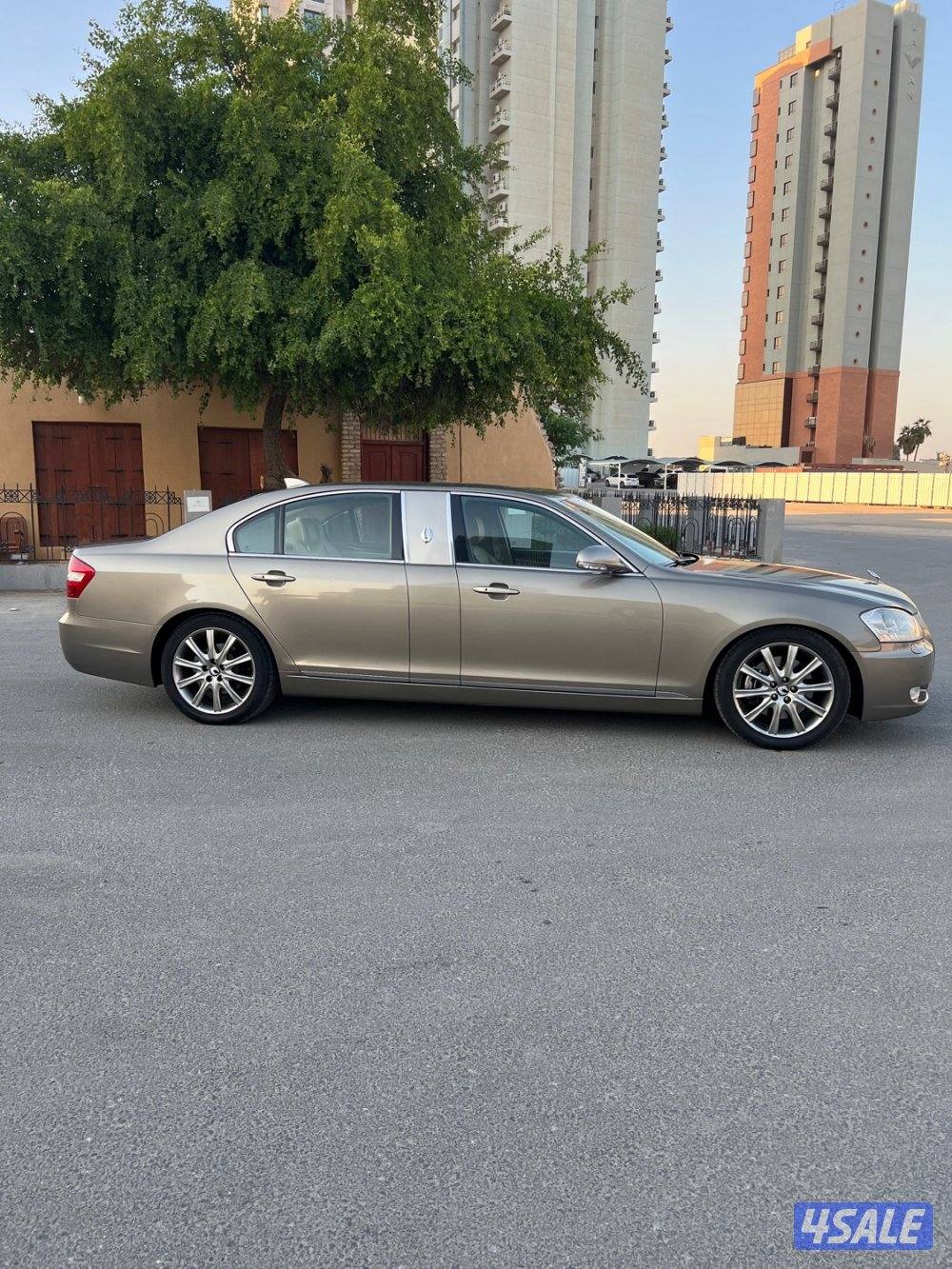 لارج بحاله المصنع عداد 29  الف فقط خالية من اصباغ حوادث شرط الفحص3