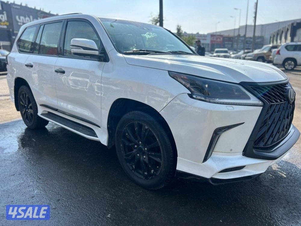 لكزس LX570 درجة اولى  موديل 2017 ماشى 387.000 k.m  وارد الخليج  .1