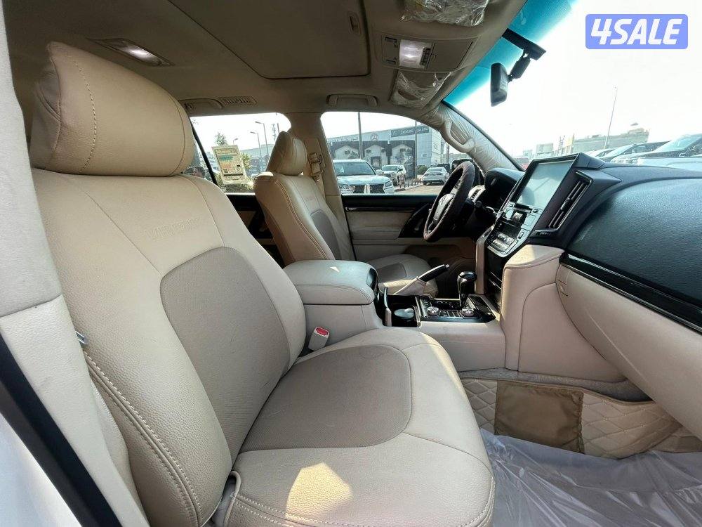 لاند كروزر GX.R-قراند تورينق .V8 موديل 2021 ماشى 152.000 k.m5