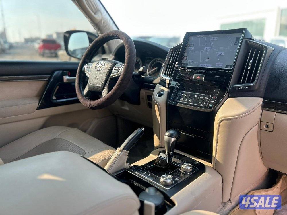 لاند كروزر GX.R-قراند تورينق .V8 موديل 2021 ماشى 152.000 k.m7