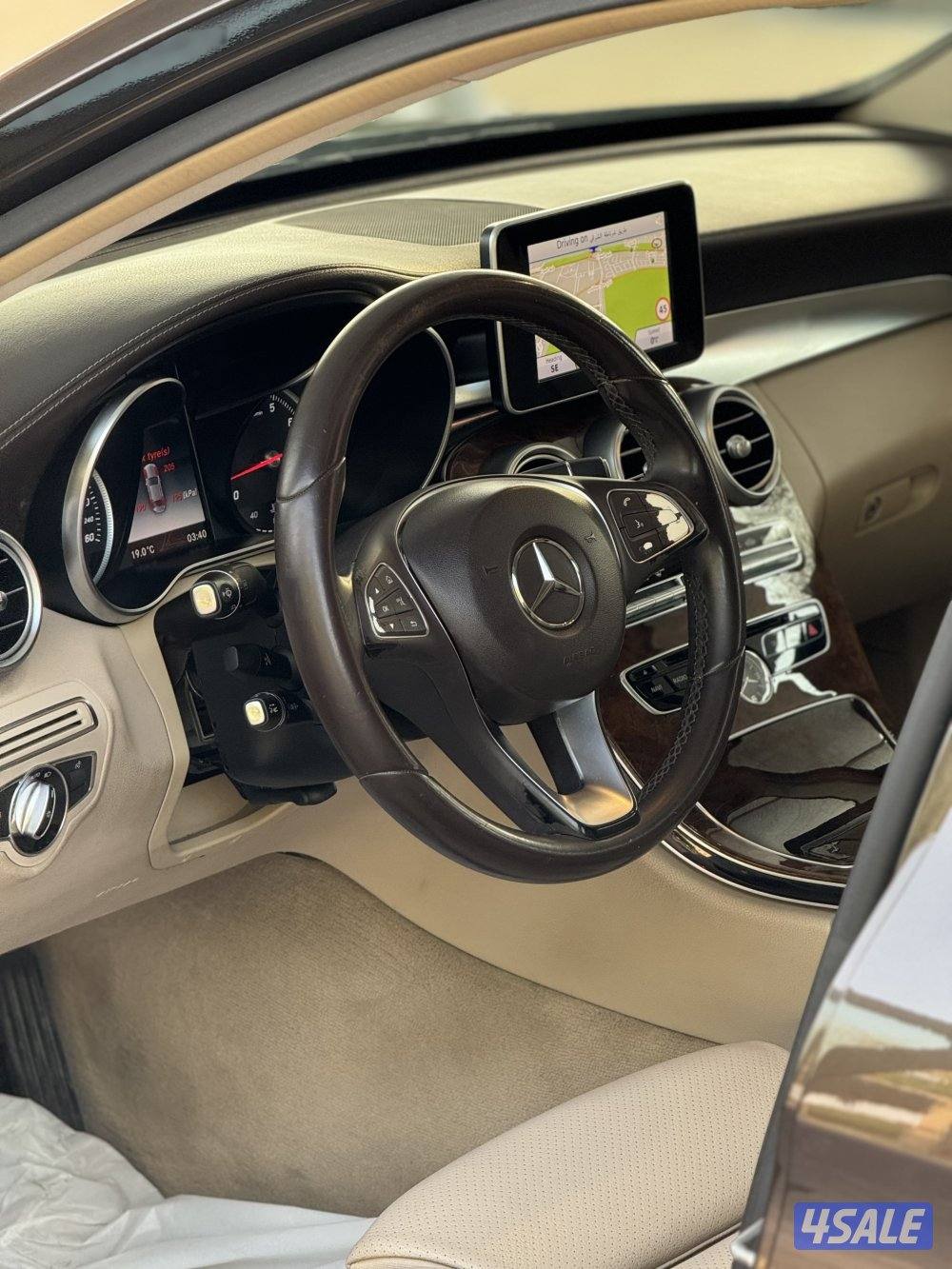 مرسيدس c200-20159