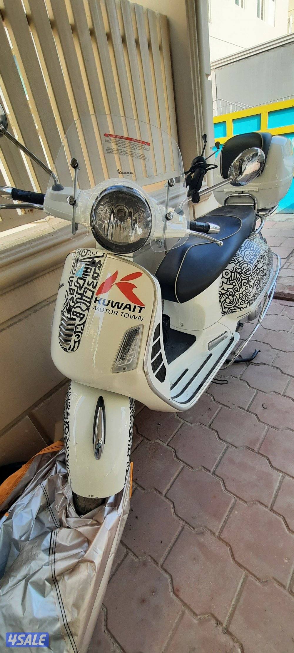 للبيع فيسبا أصلي GTS 300 موديل 20151