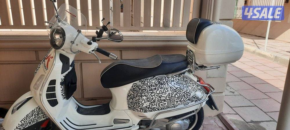 للبيع فيسبا أصلي GTS 300 موديل 20153