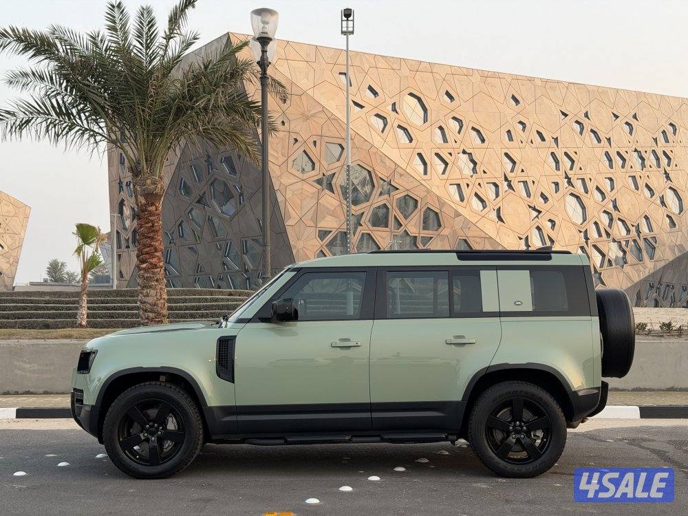 ديفندر إصدار خاص LIMITED EDITION (( 75TH )) موديل 2023 تحت الكفاله7