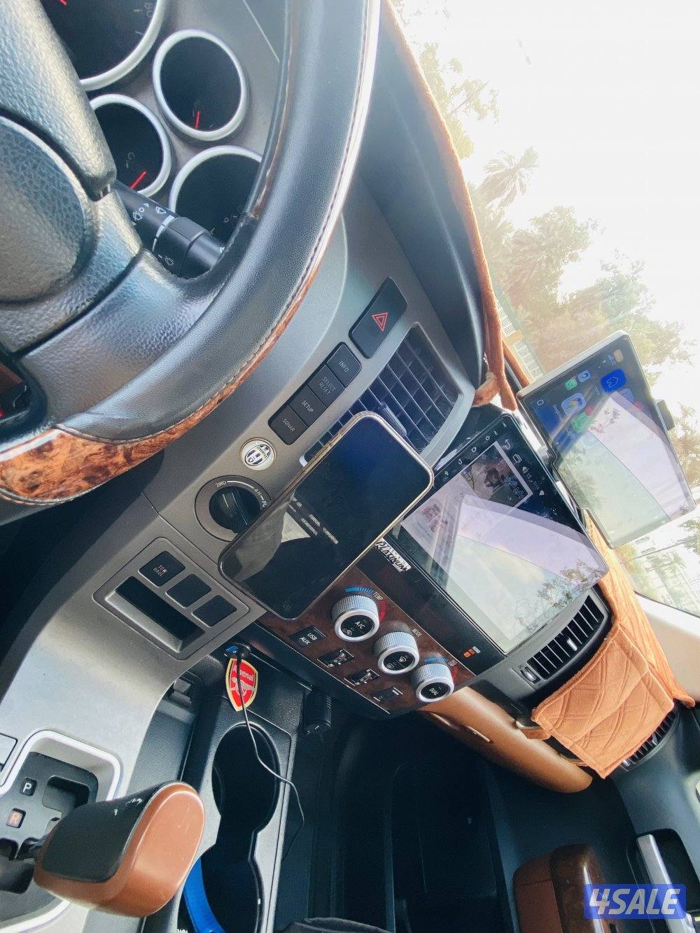 تندرا بلاتينيوم لمتد وارد كندا ٢٠١٢1