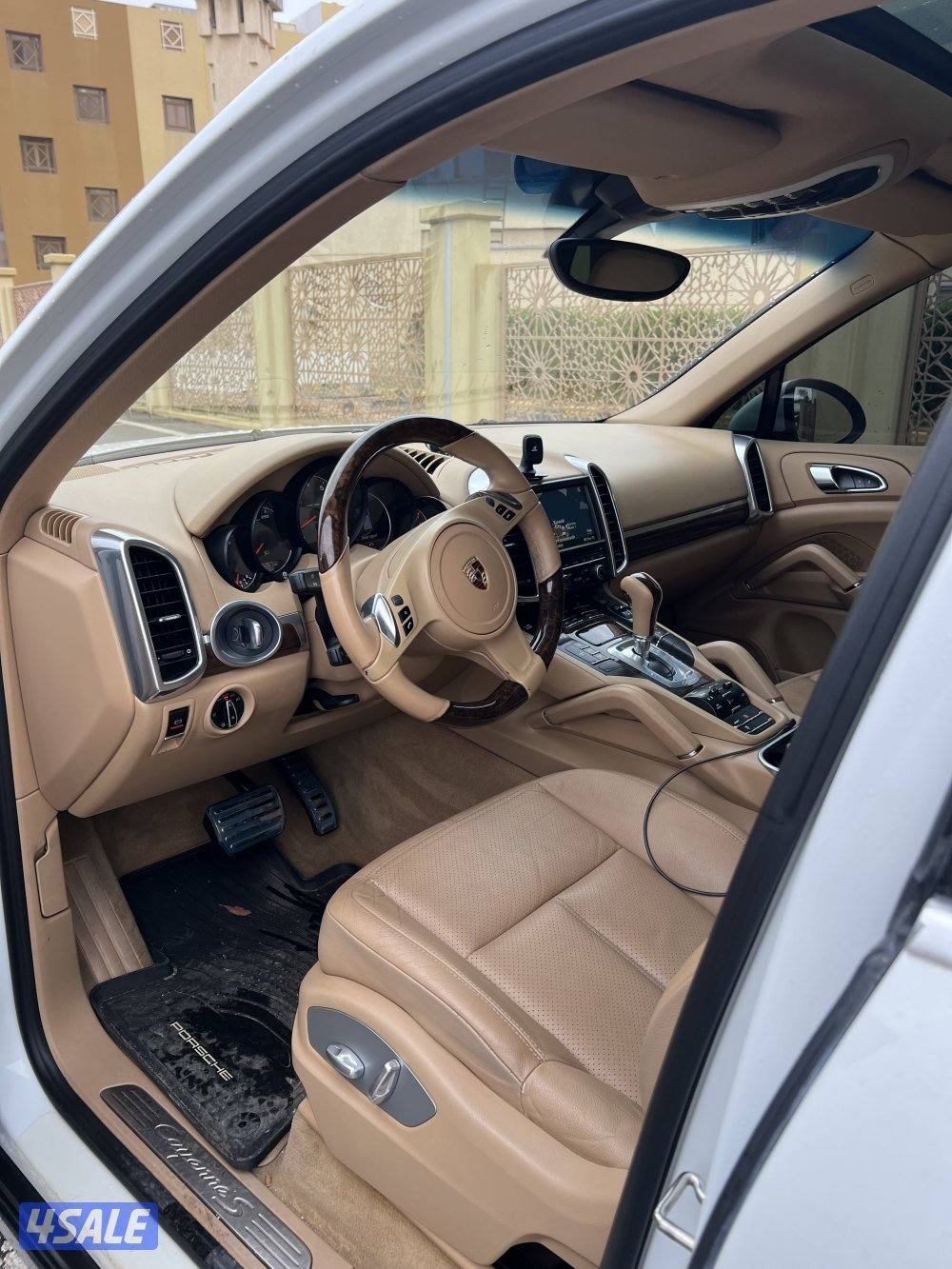 للبيع بورش كايين اس 20147