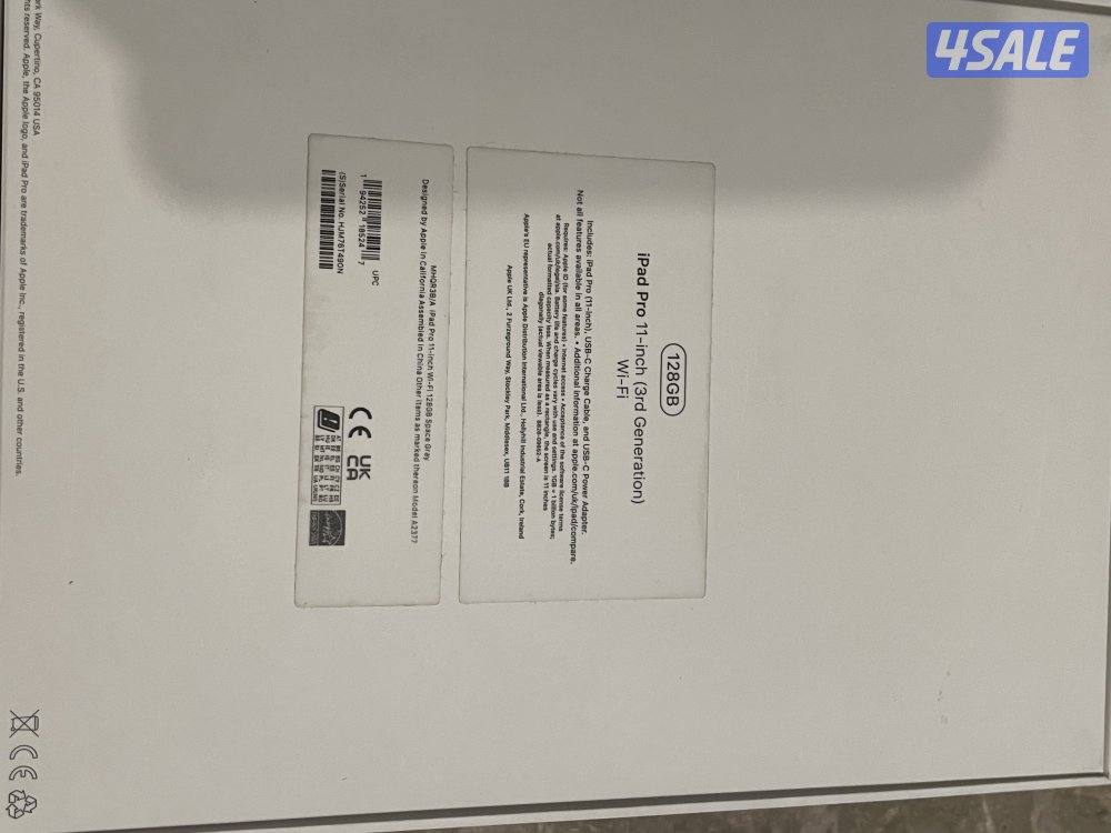 ايباد برو m3 11   بطاريه 88 استخدام سنه وشهور نضيف جدا مافيه ولا كسره3