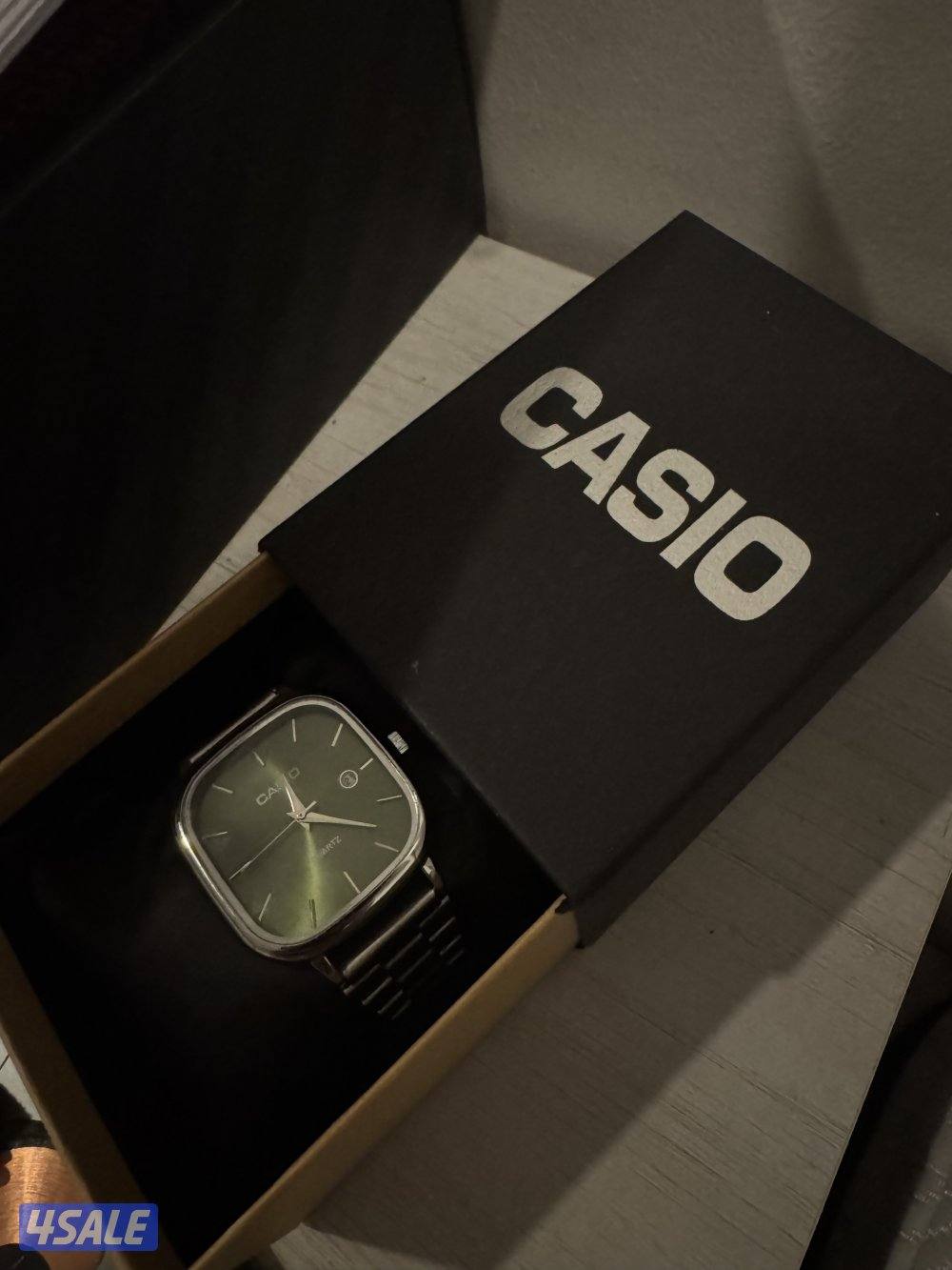 للبيع ساعة CASIO Quartz أصلي موديل قديم الي بخاطره فيها يتواصل معاي 💙🔥1
