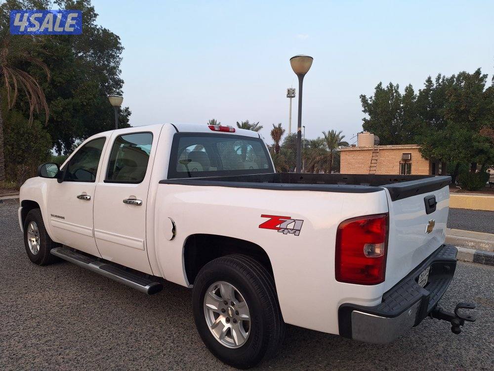 وانيت سلفرادو 2013 Z7112