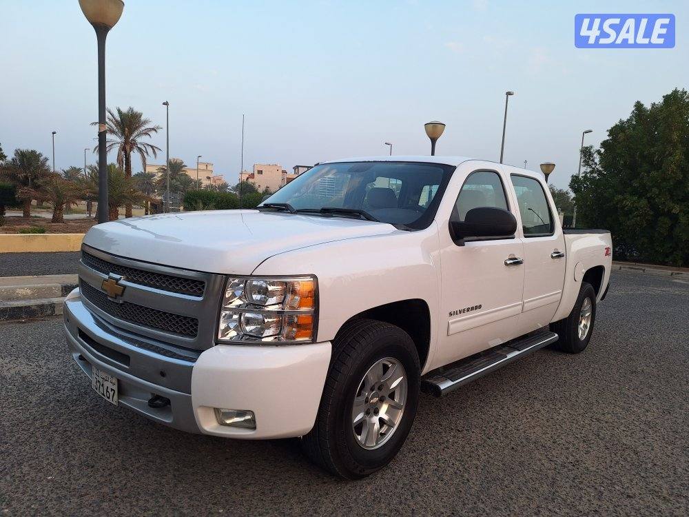 وانيت سلفرادو 2013 Z7111