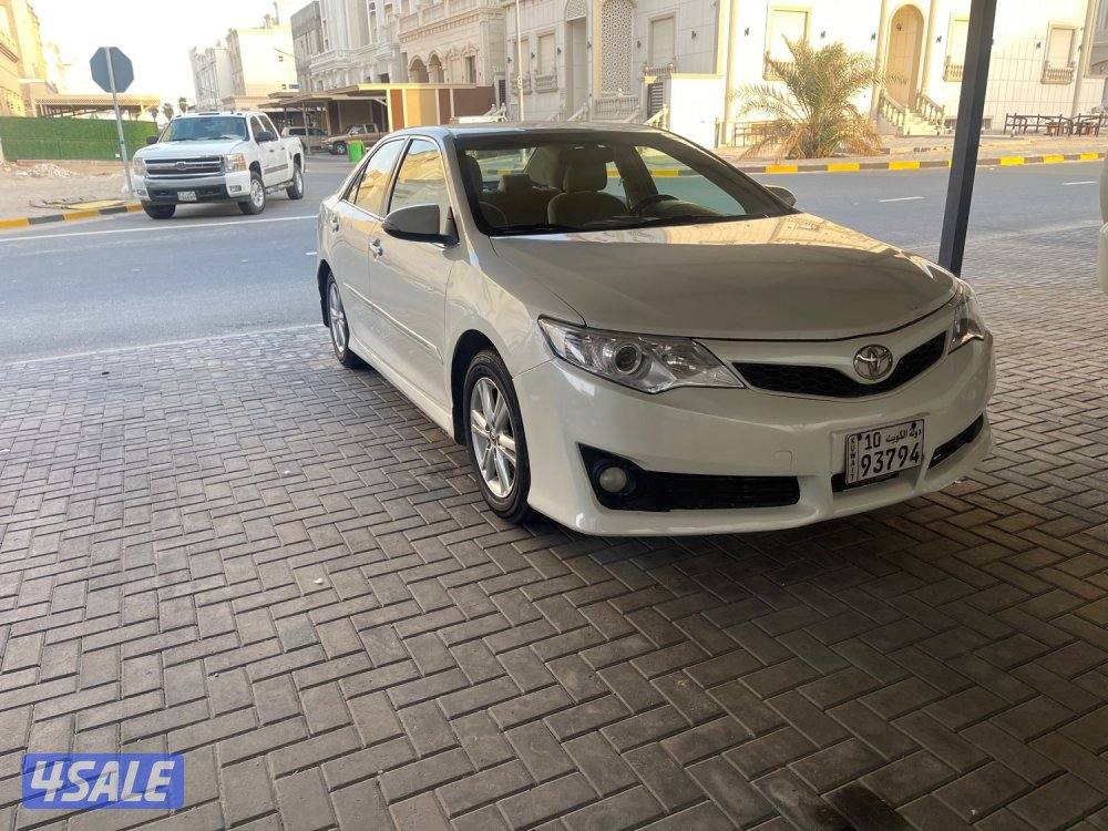 للبيع كامري موديل 2012 صبغ الوكاله الدرجه الثانيه شرط الفحص0