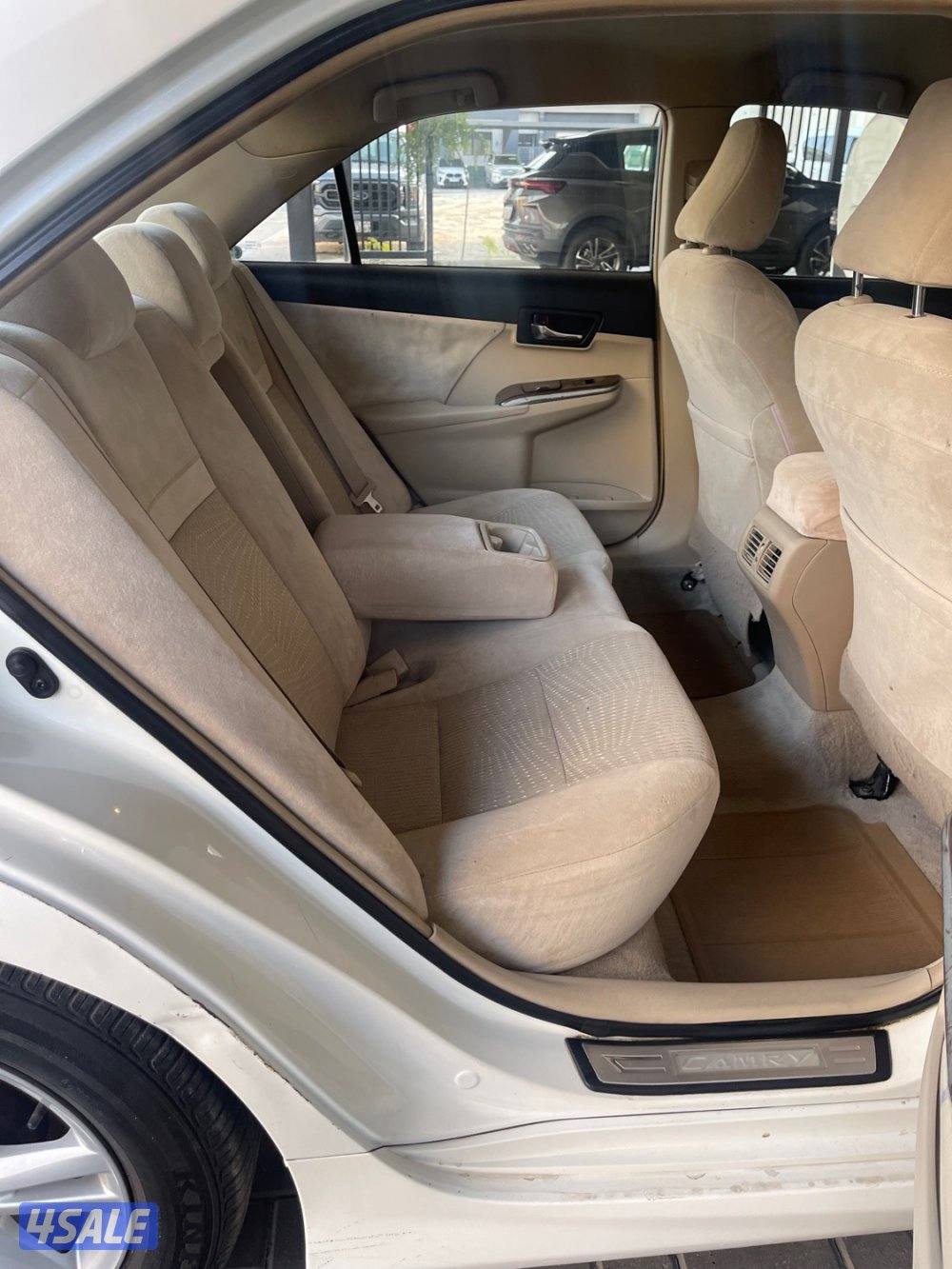 للبيع كامري موديل 2012 صبغ الوكاله الدرجه الثانيه شرط الفحص4