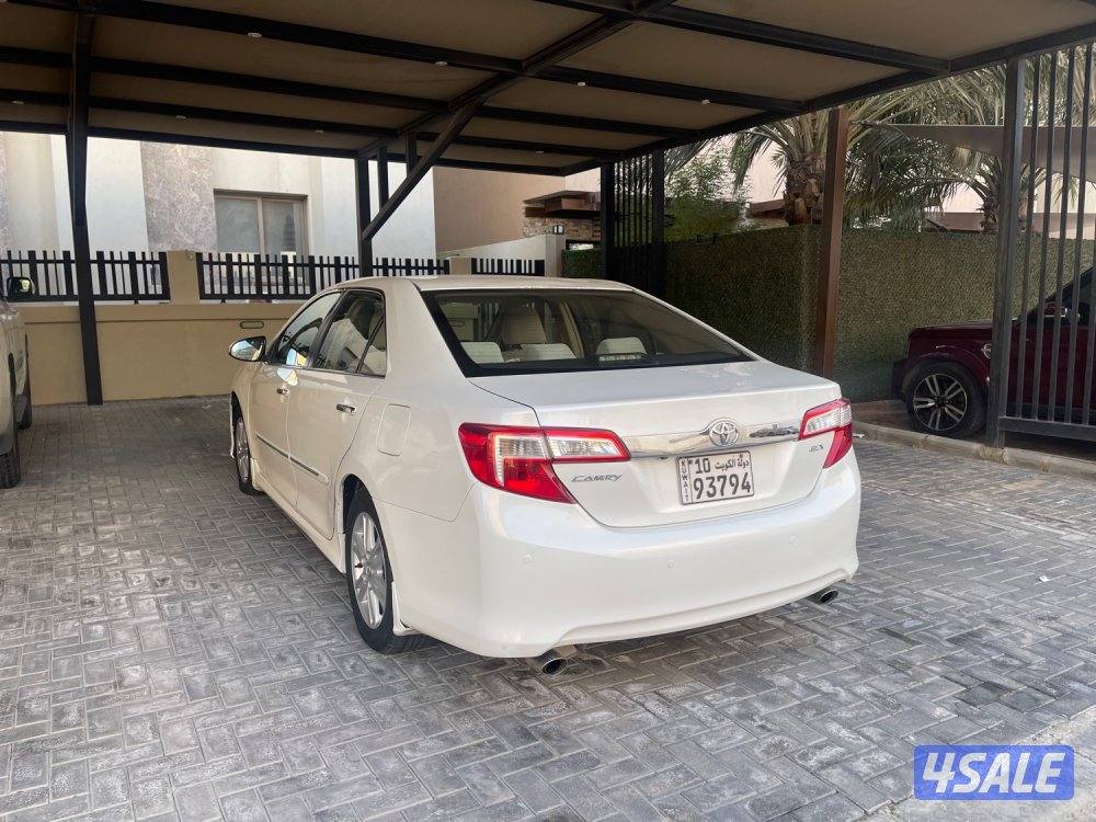 للبيع كامري موديل 2012 صبغ الوكاله الدرجه الثانيه شرط الفحص8