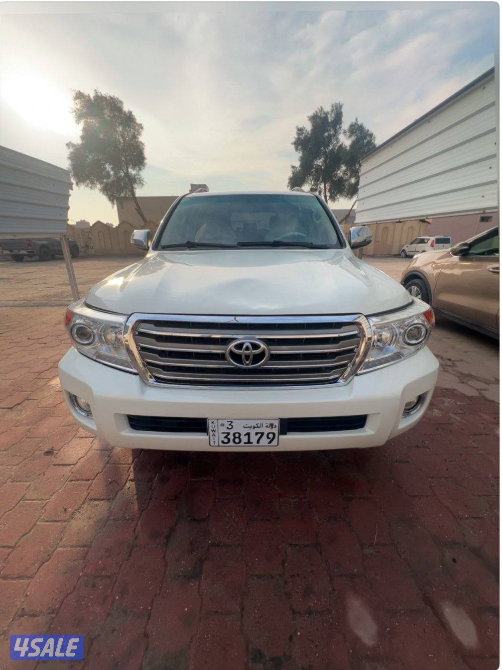 بيعه سريعة لاند كروزر 2014 GXR1