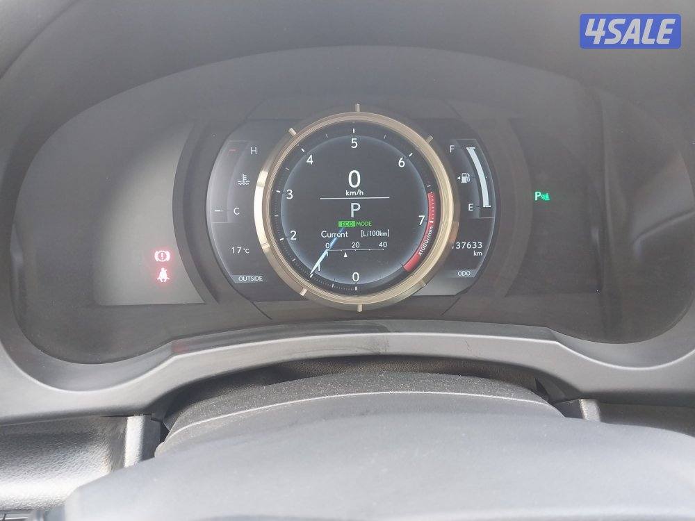 للبيع لكزس Is350 F.Sport موديل 20166