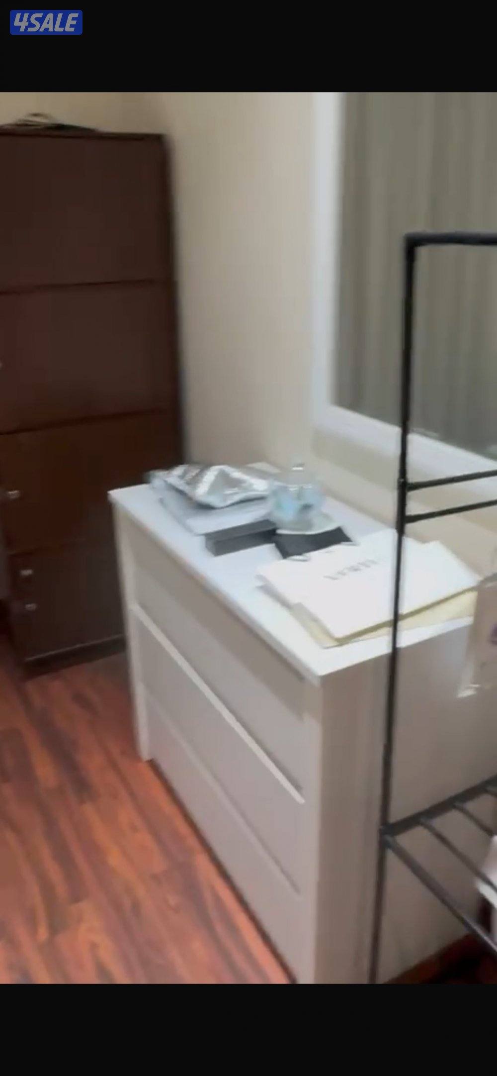 شقه للبيع مع العفش نوم ١ صاله كبيره غرفة طعام مطبخ حمام13