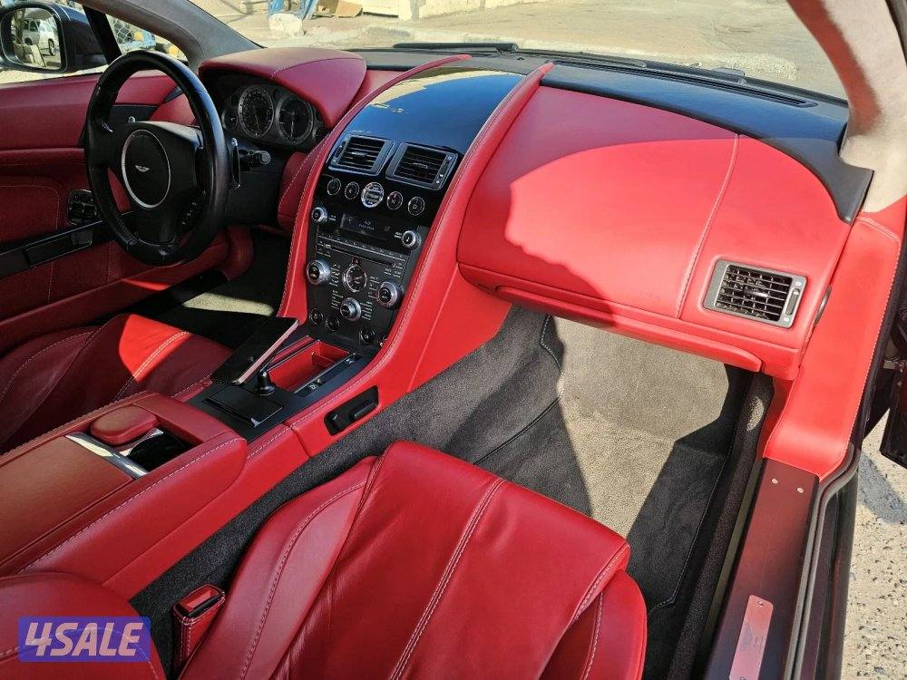 Aston martin vantage14