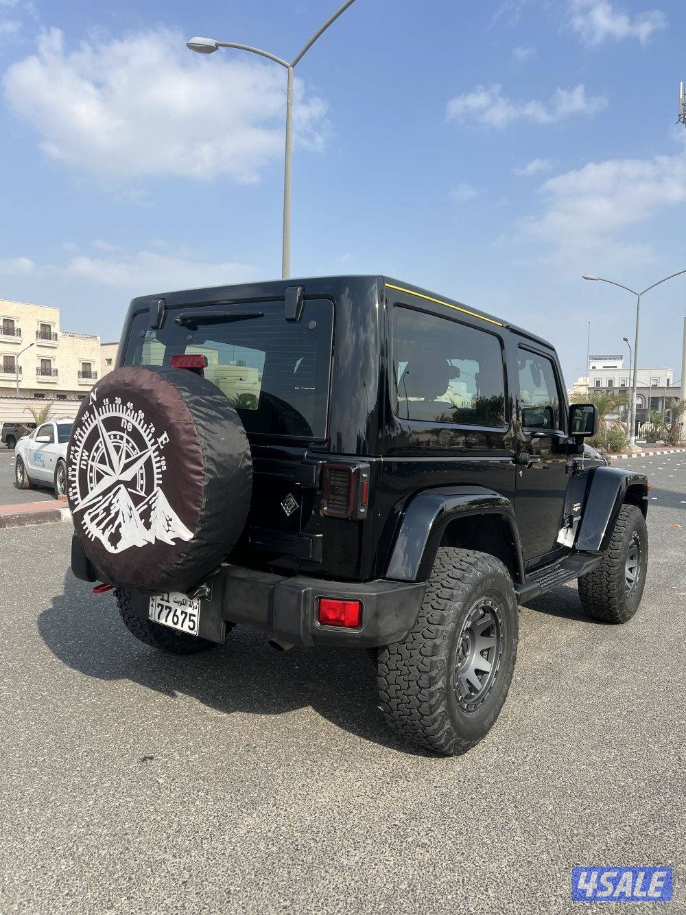 🛑للبيع رانجلر صحارى2013 قير عادي 🛑5
