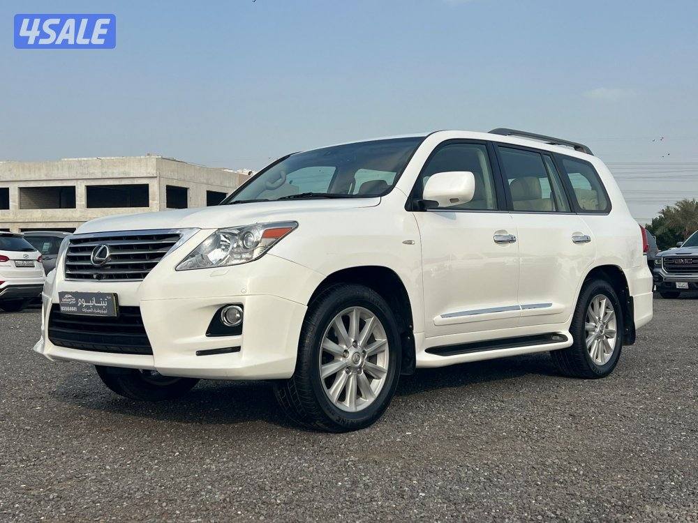 للبيع لكزس LX 570 الدرجه الأولي0