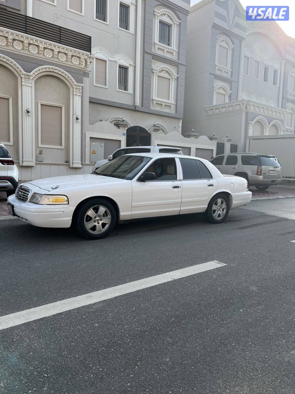 للبيع فورد فكتوريا1