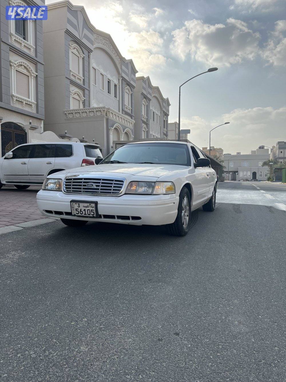 للبيع فورد فكتوريا3