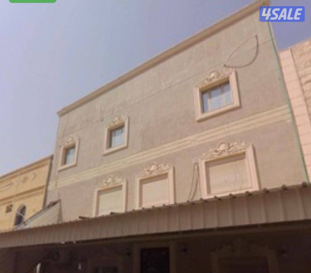 للبيع بـ الواحة قسيمة 3 أدوار ، موقع مميز مقابل الأسواق1