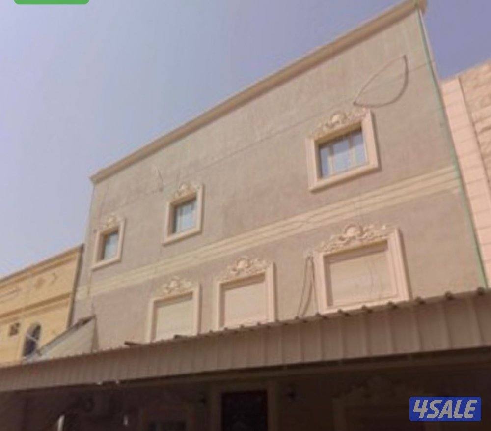 للبيع بـ الواحة قسيمة 3 أدوار ، موقع مميز مقابل الأسواق3