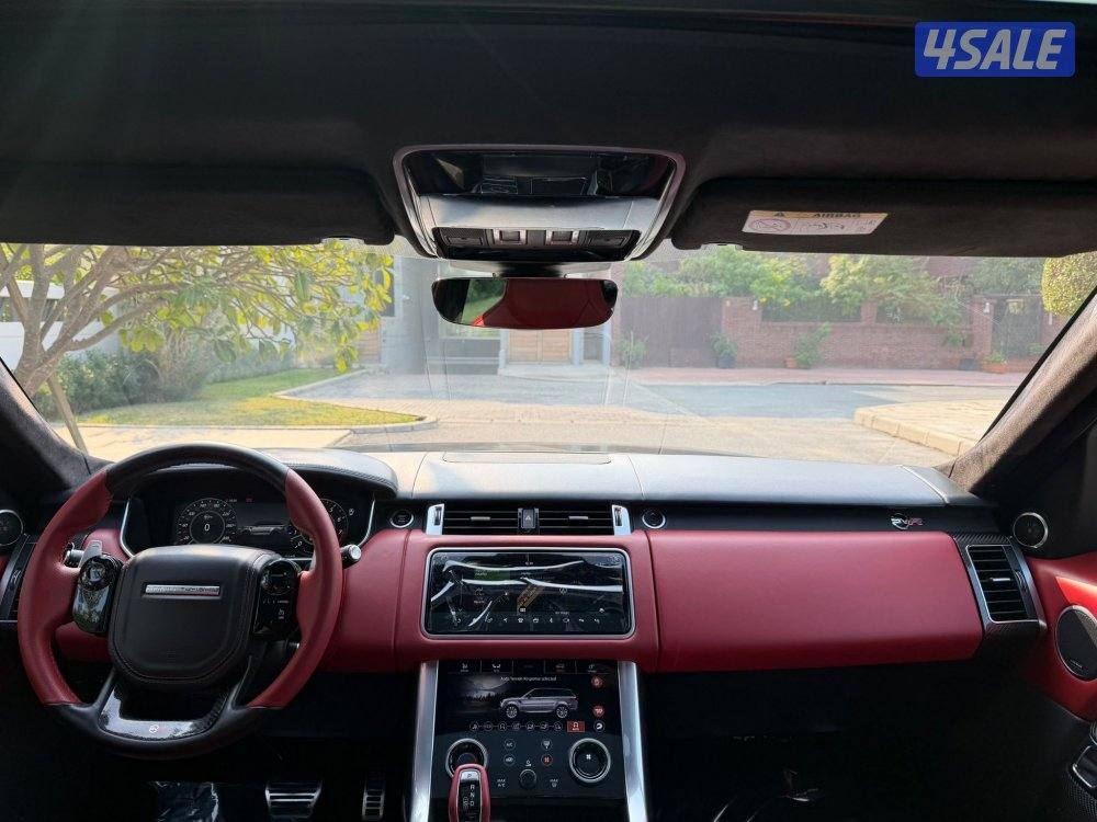 رانج روفر سبورت SVR موديل 2022 تحت الكفالة9