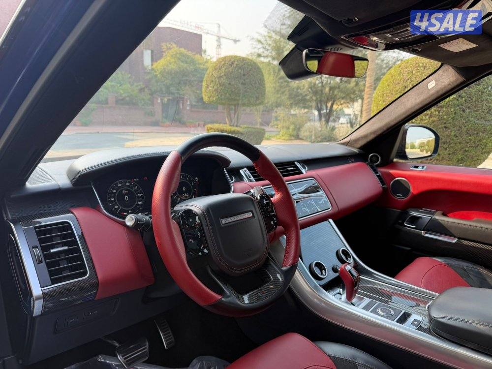 رانج روفر سبورت SVR موديل 2022 تحت الكفالة10