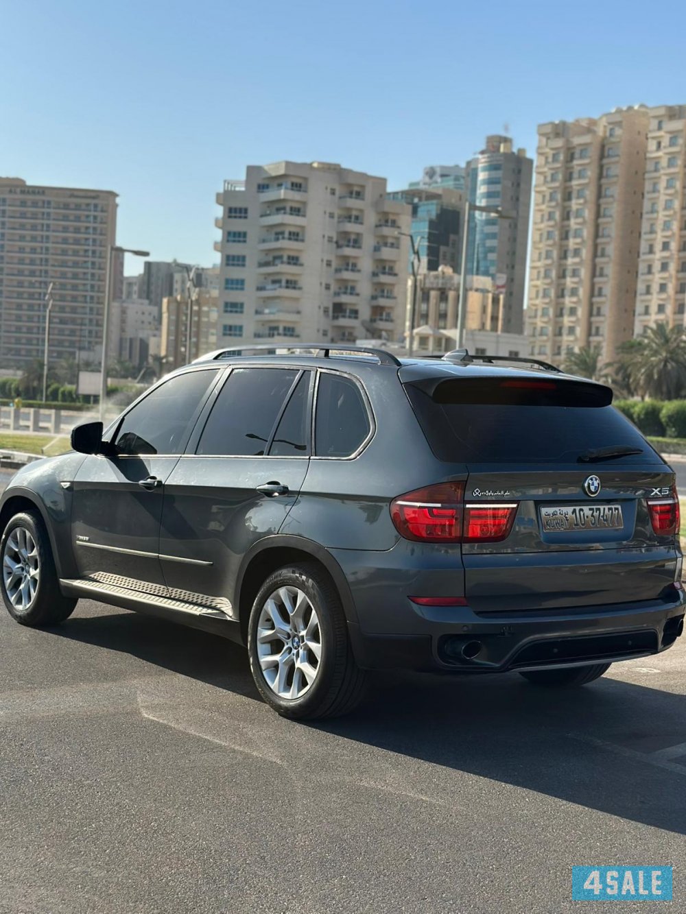 للبيع BMW موديل 2011 X51