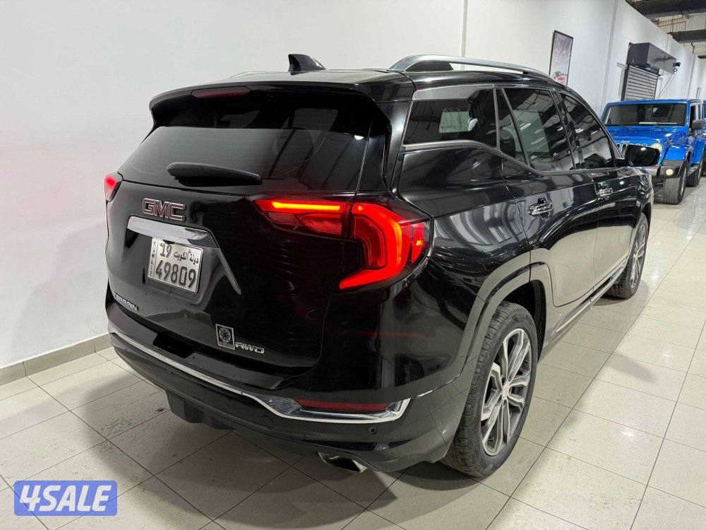 GMC Terrain Denali4