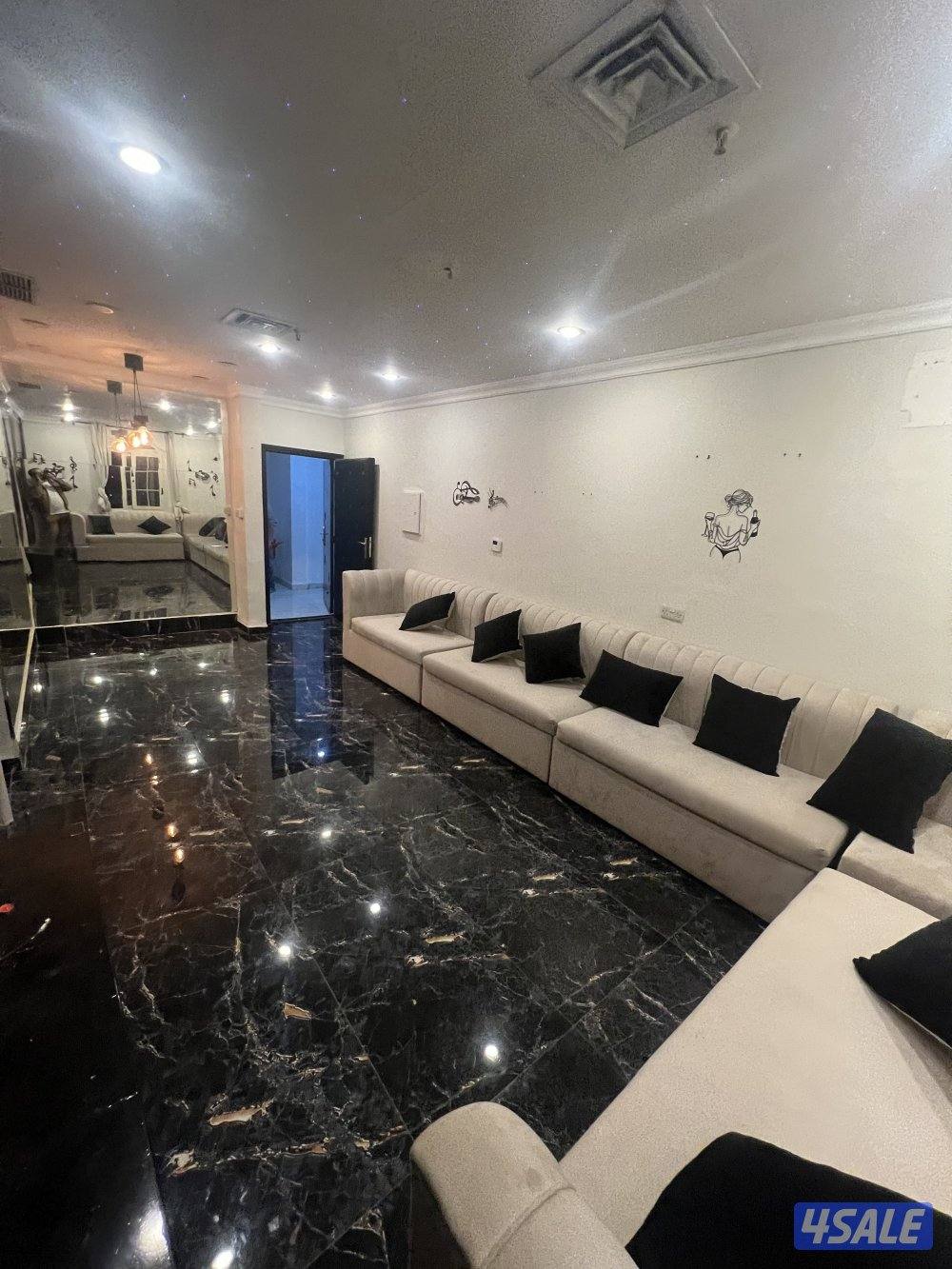 السالميه ميدان حولي غرفتين وصاله0