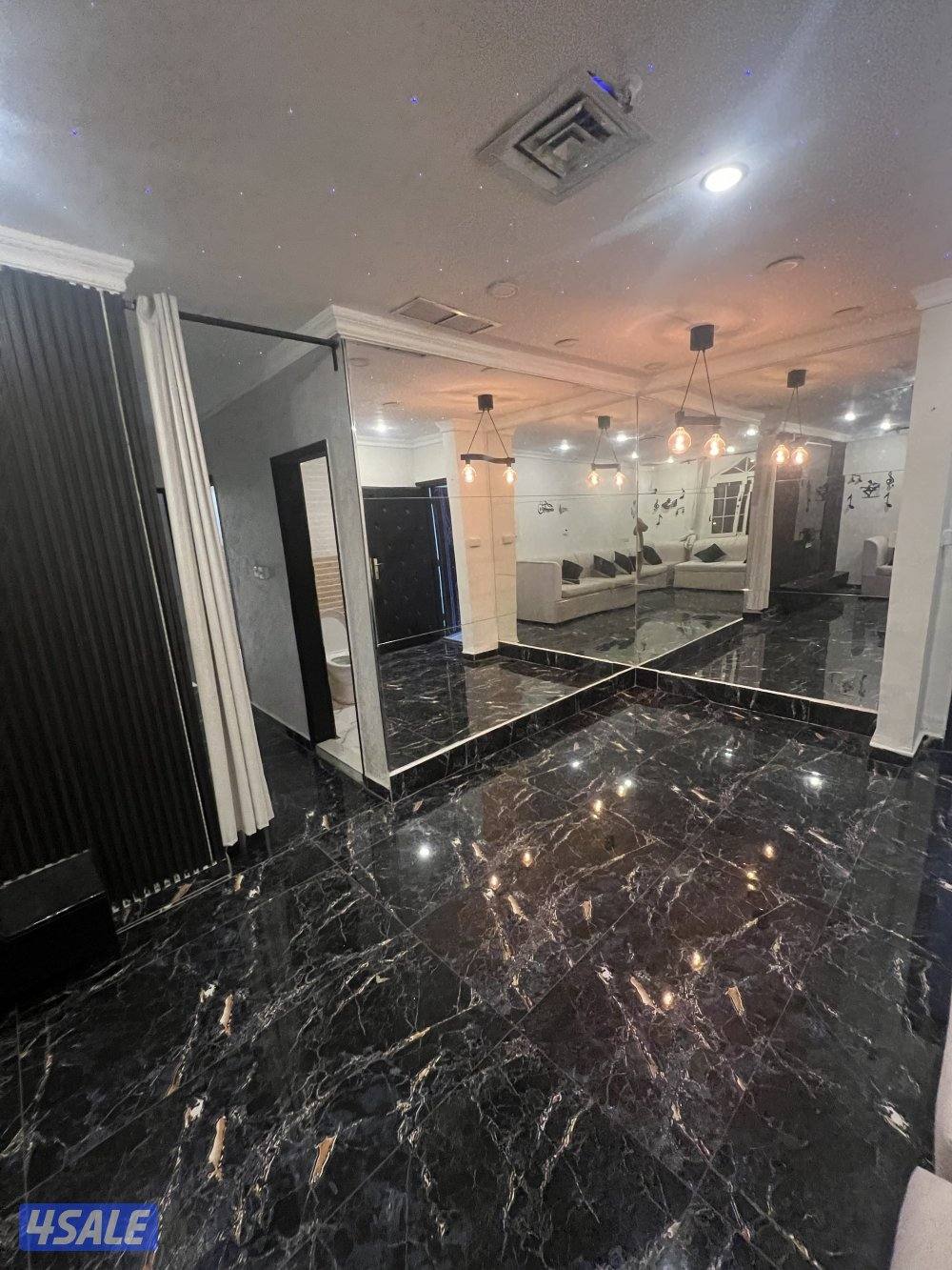 السالميه ميدان حولي غرفتين وصاله4