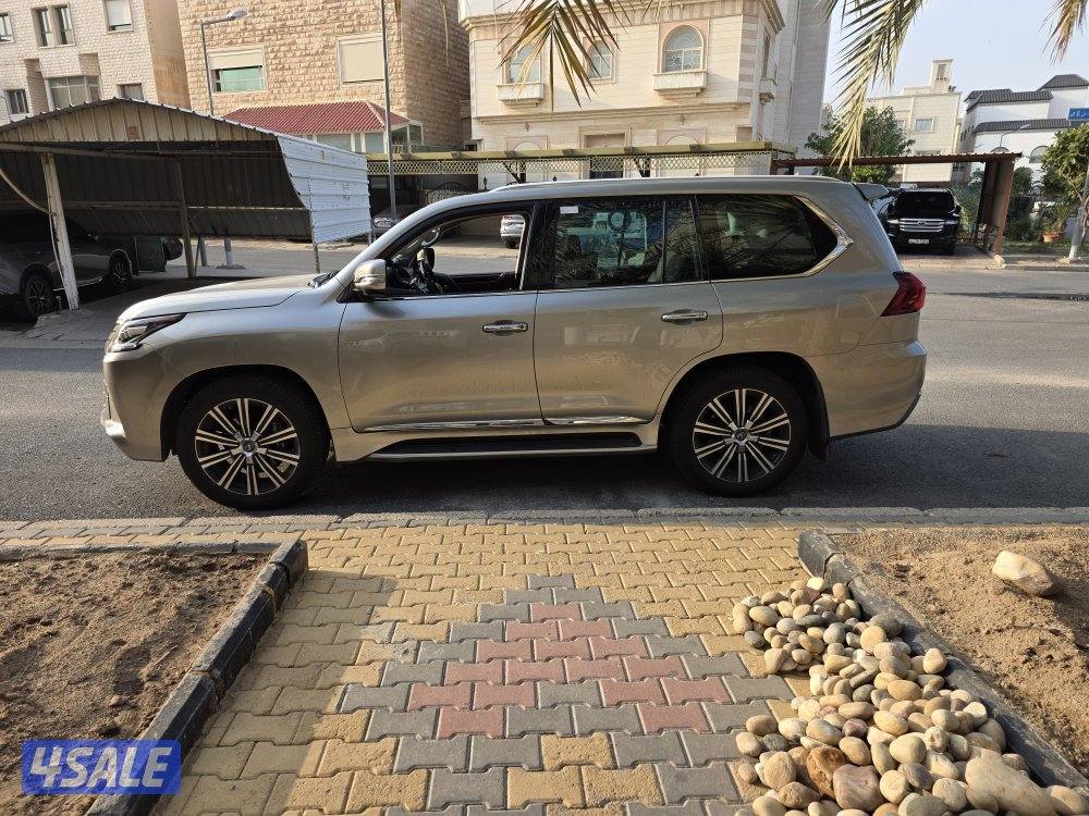 للبيع لكزس0