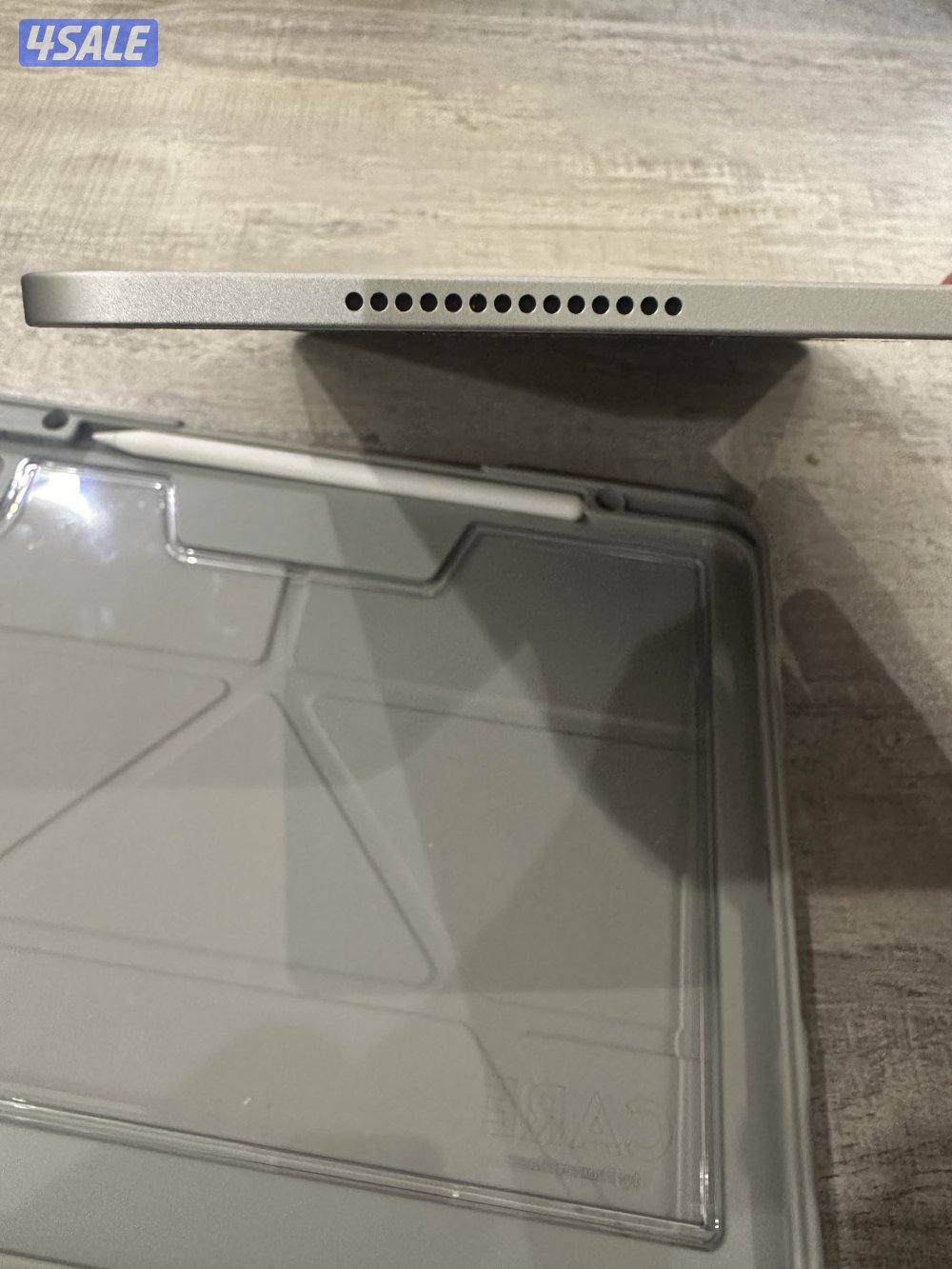 للبيع ايباد نظيف واستعمال خفيف ولا فيه مشاكل الحمدلله3