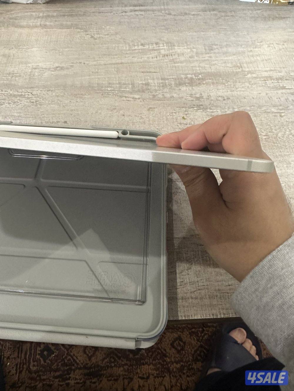 للبيع ايباد نظيف واستعمال خفيف ولا فيه مشاكل الحمدلله4