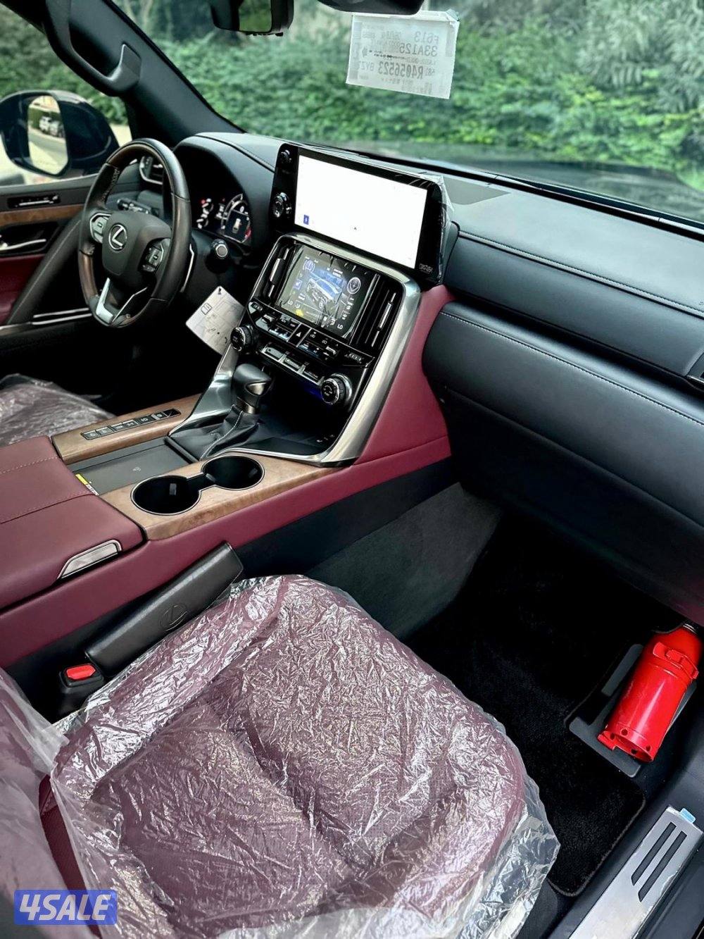 الدرجه الاولى موديل 2024 ماشي 23 الف وارد الساير7